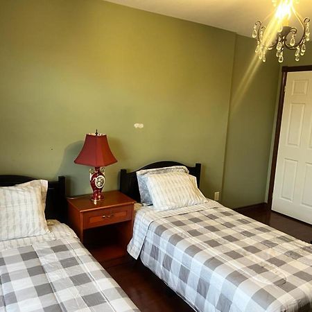 Hotel/Home 温莎 外观 照片